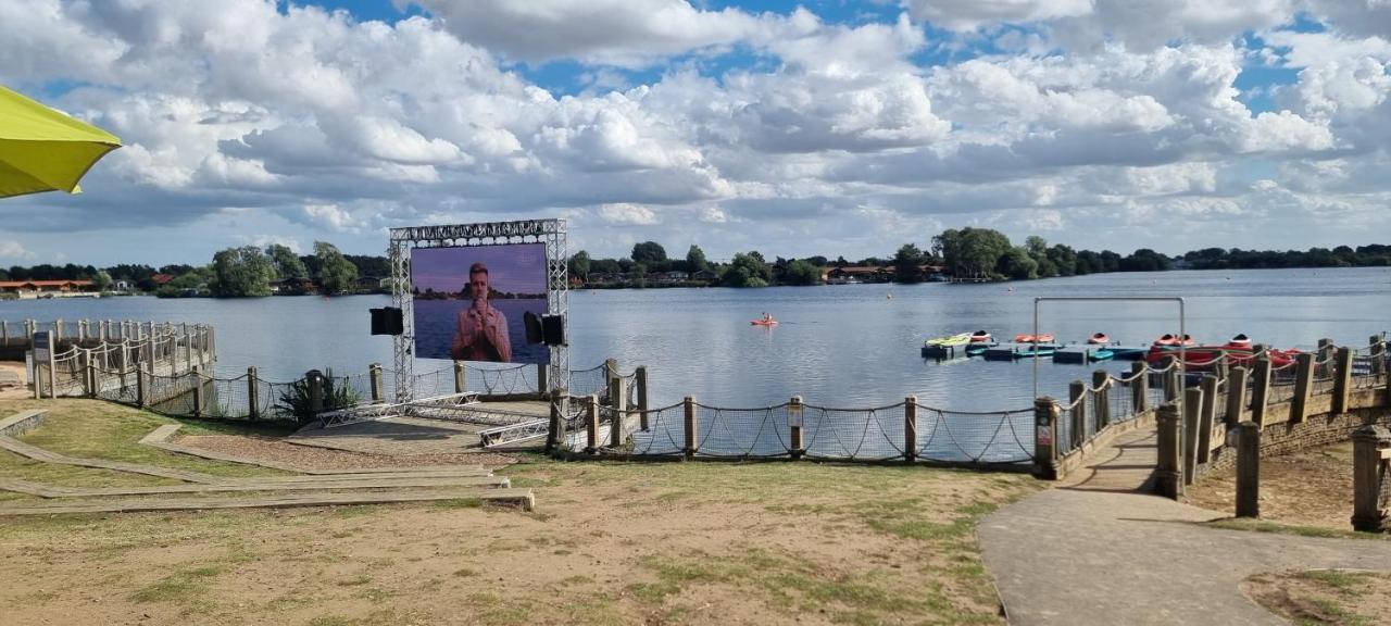 Lakes Breaks Swan View Campsite Tattershall
