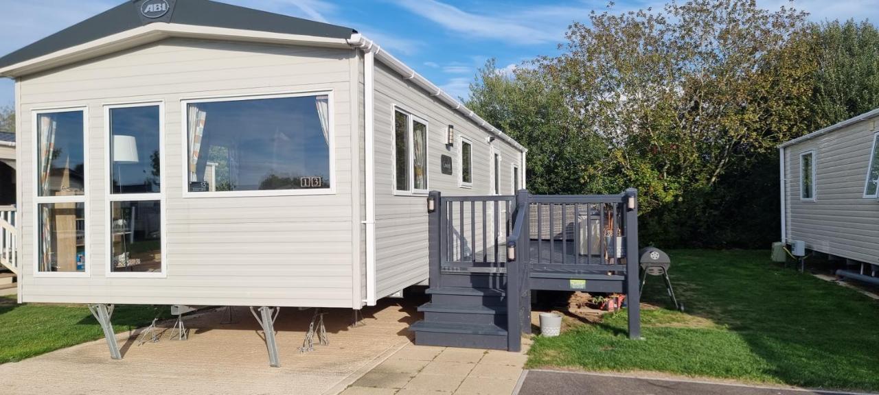 Campsite Lakes Breaks Swan View Tattershall